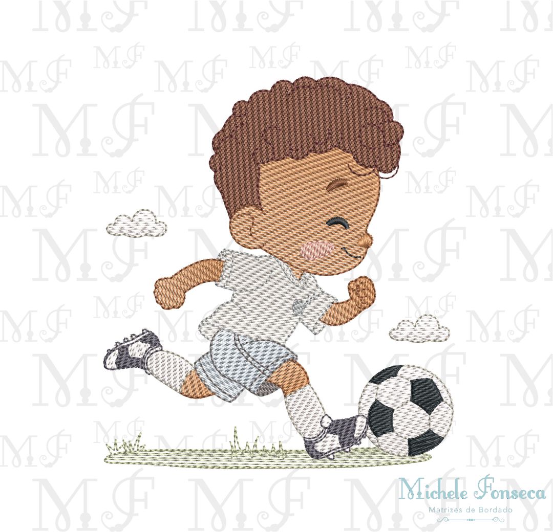 menino moreno futebol 3